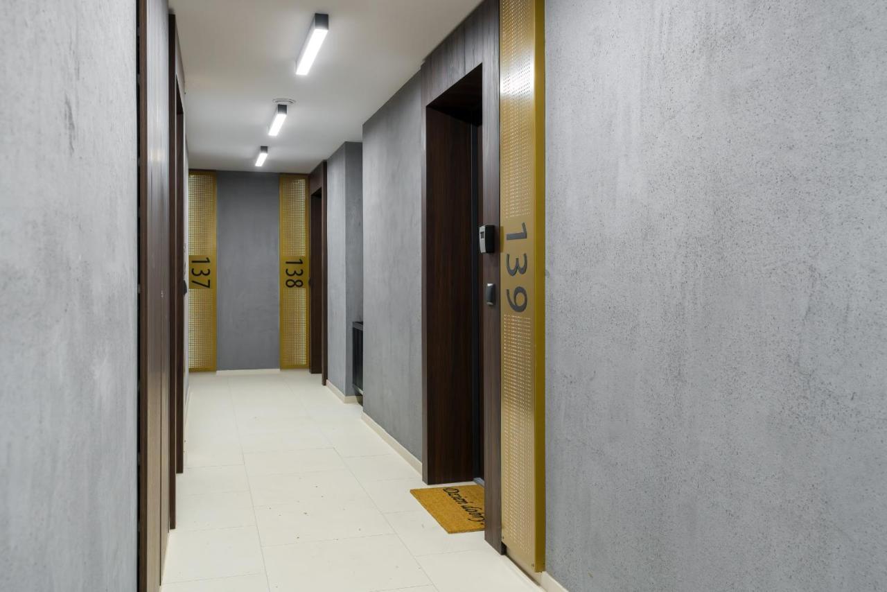 Esencja Apartments With Free Parking Garbary 104 By Noclegi Renters Poznań Eksteriør bilde