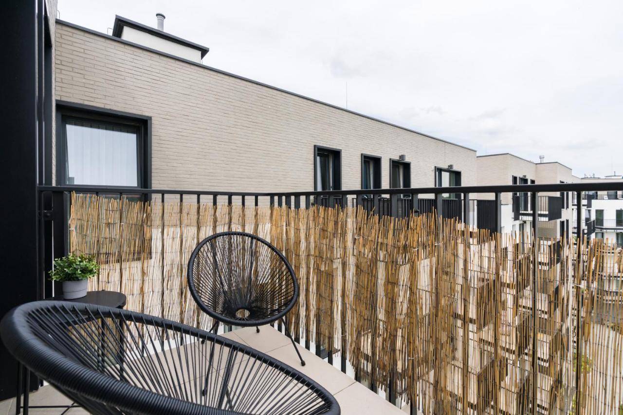 Esencja Apartments With Free Parking Garbary 104 By Noclegi Renters Poznań Eksteriør bilde