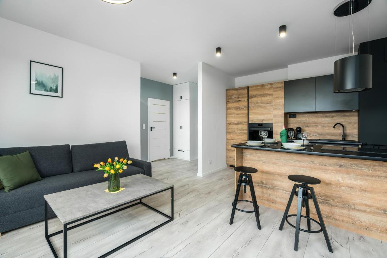 Esencja Apartments With Free Parking Garbary 104 By Noclegi Renters Poznań Eksteriør bilde