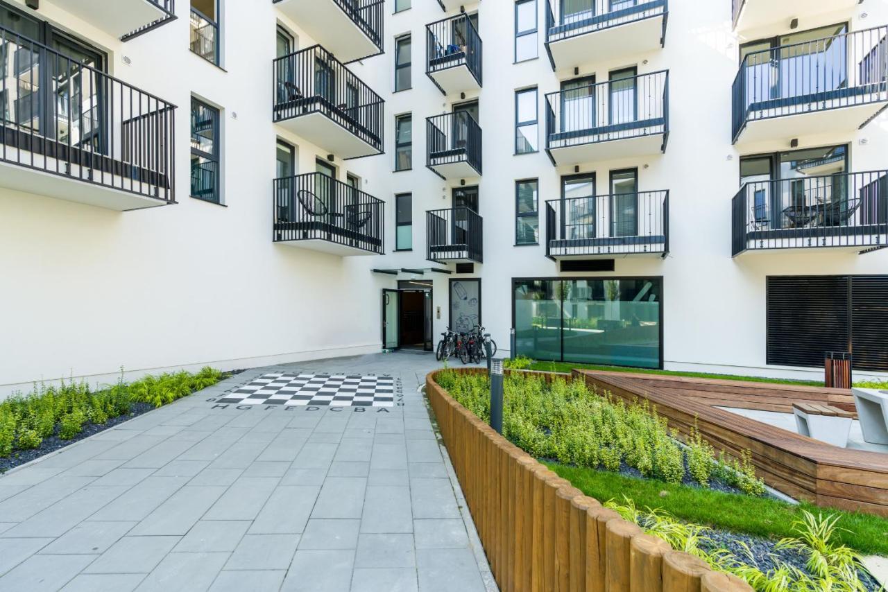 Esencja Apartments With Free Parking Garbary 104 By Noclegi Renters Poznań Eksteriør bilde
