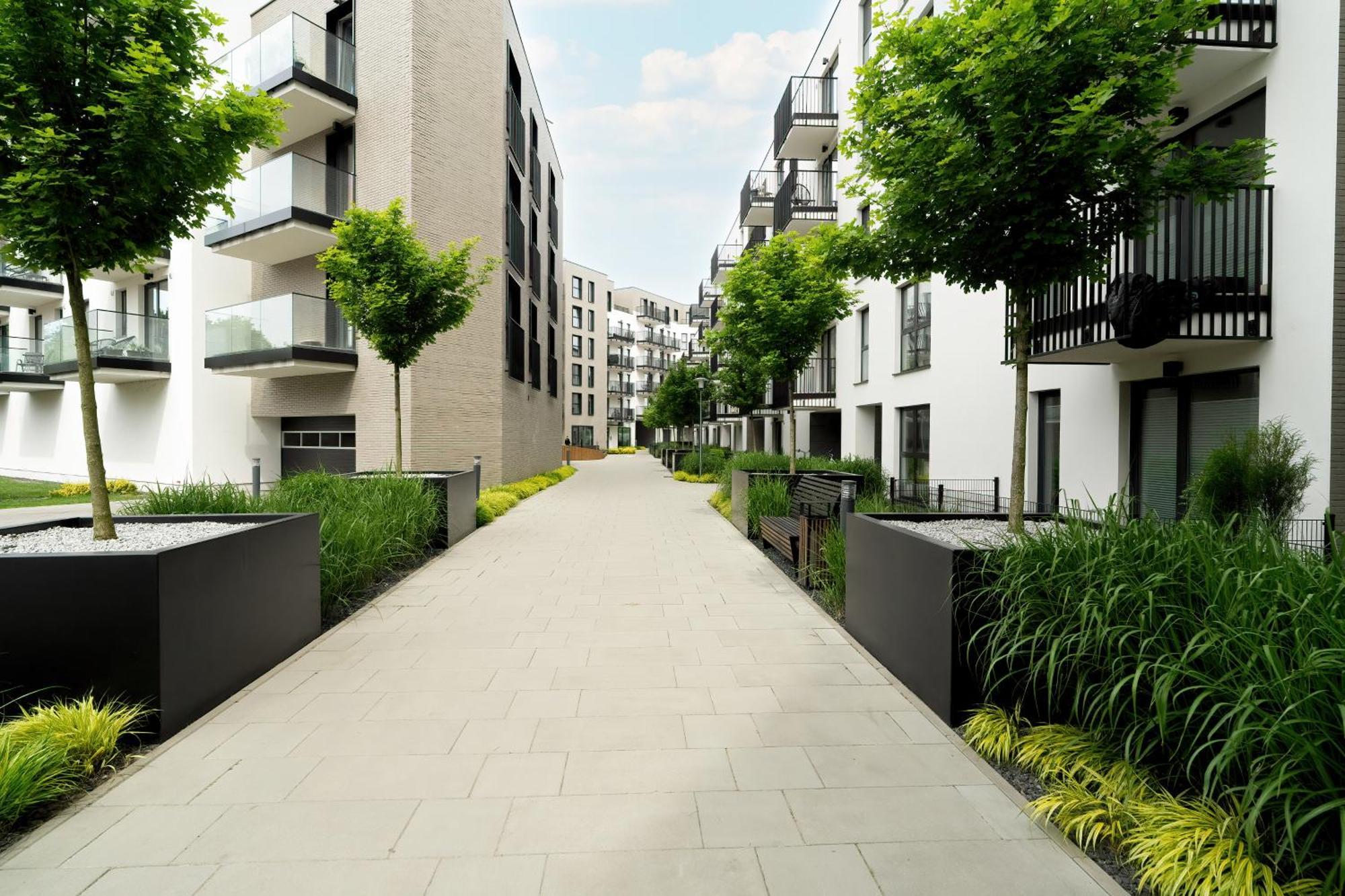 Esencja Apartments With Free Parking Garbary 104 By Noclegi Renters Poznań Eksteriør bilde