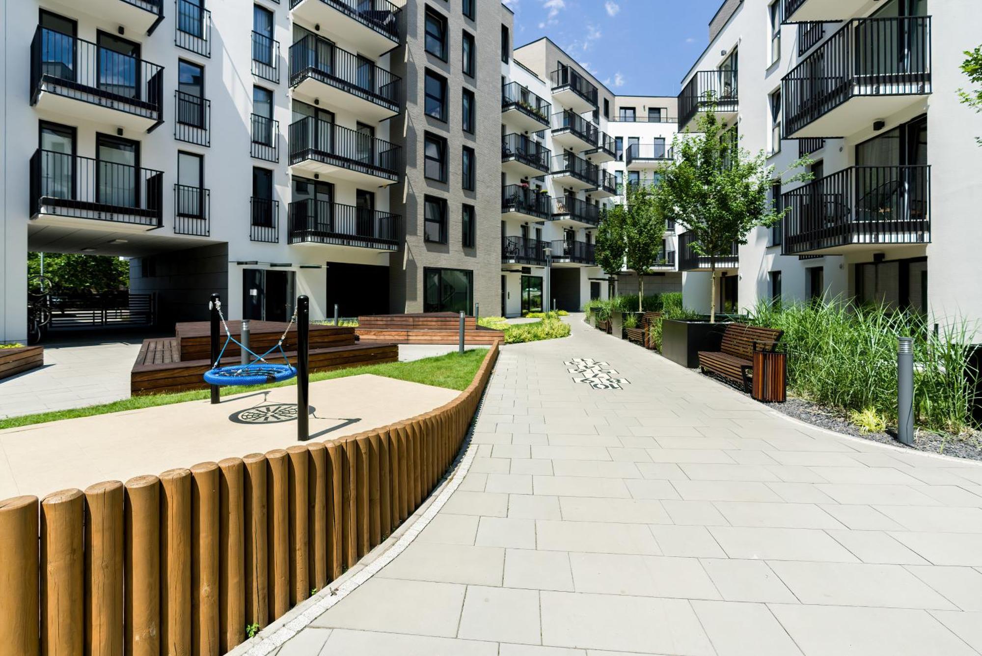 Esencja Apartments With Free Parking Garbary 104 By Noclegi Renters Poznań Eksteriør bilde