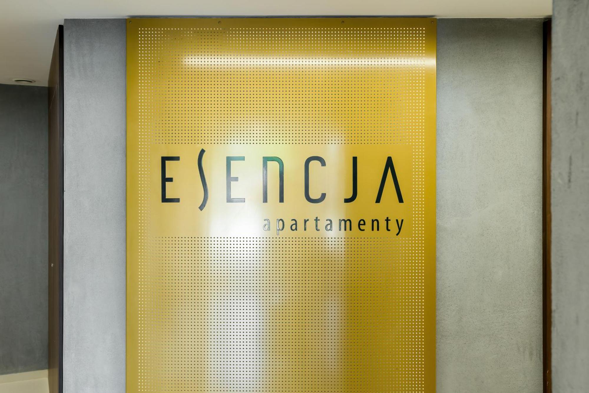 Esencja Apartments With Free Parking Garbary 104 By Noclegi Renters Poznań Eksteriør bilde